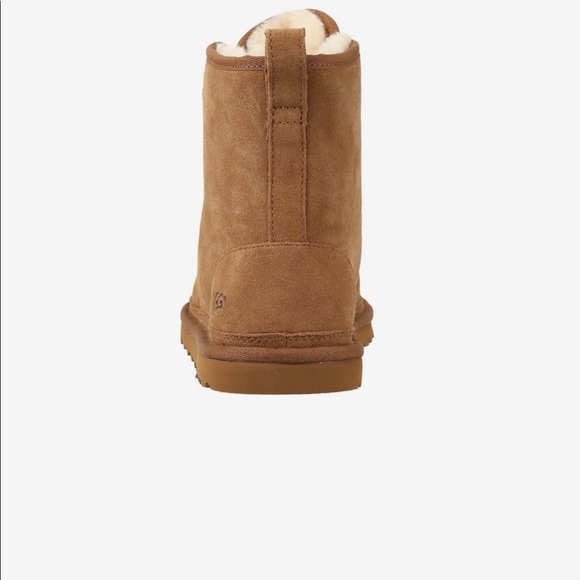 UGG Men’s Harkley Chestnut Lace-Up Ankle Boot 9